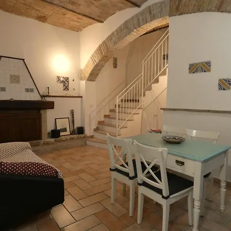 Apartamento Scappo In Umbria, Nel Vicolo